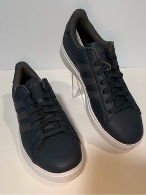 adidas Grand Court 2.0 Low-Top Leather Sneakers